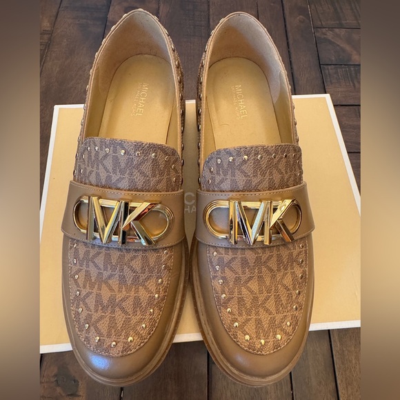 Michael Kors Parker Lug Loafer Studded Tan Gold Chunky Y2K - Picture 4 of 16